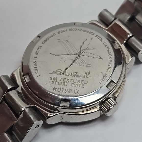 Womens Eddie Bauer SM Textured Sport Date Watch Silver Tone Date New Battery